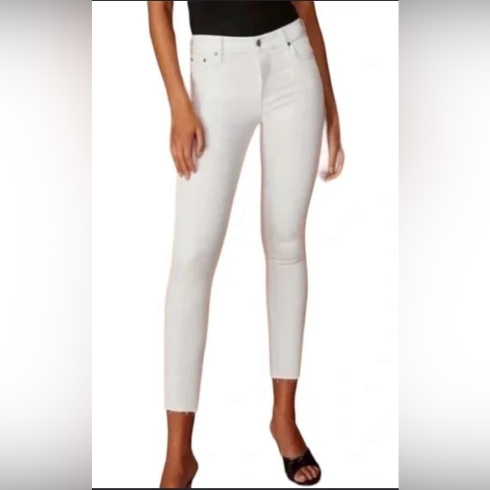 Denim Forum
The Nico Mid Rise Skinny White Size 32